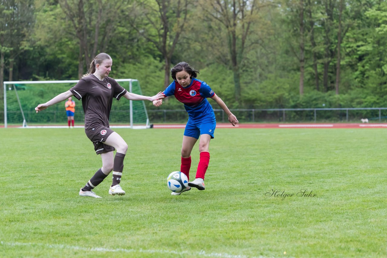 Bild 168 - wCJ VfL Pinneberg3 - St.Pauli : Ergebnis: 2:1